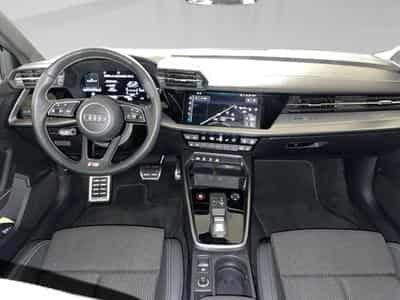 Audi S3 2.0 TFSI S3 S tronic quattro Sportback (2024) - Photo 5