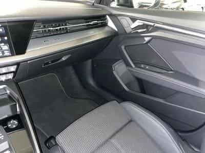 Audi S3 2.0 TFSI S3 S tronic quattro Sportback (2024) - Photo 9