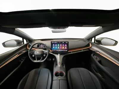 Cupra Tavascan VZ+4x4+P.Adrenaline+Led+Navi+DAB (2025) - Photo 2