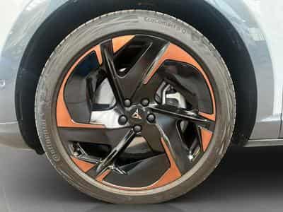 Cupra Tavascan VZ+4x4+P.Adrenaline+Led+Navi+DAB (2025) - Photo 8
