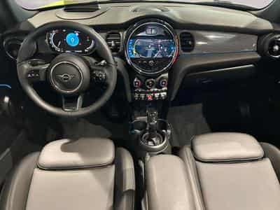 MINI Cooper Cooper S Cabrio (2021) - Photo 12