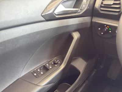 VW T-Cross LIFE (2025) - Photo 14