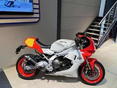 Yamaha XSR GP (2026) - Photo 2