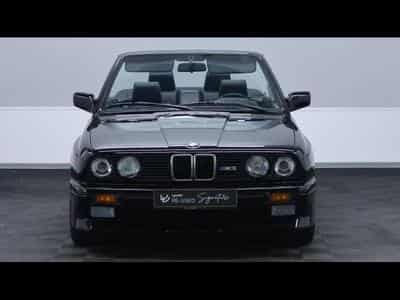 BMW M3 E30 Cabrio 2.3 215ch *matching number* (1991) - Photo 2
