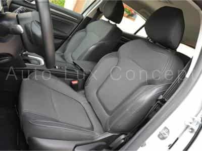 Renault Megane 1.5 dCi 115 EDC7 Equilibre (2024) - Foto 7