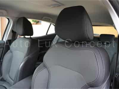Renault Megane 1.5 dCi 115 EDC7 Equilibre (2024) - Foto 8