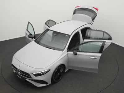 Mercedes A 200 d AMG-Line Multi+AHK+Night+Kamera (2025) - Foto 14