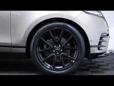 Land-Rover Range Rover Velar P300 R-Dynamic HSE Auto (2019) - Photo 5