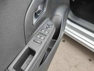 Opel Corsa 1.5 TURBO D CARPLAY BLUETOOTH CLIM CAMERA (2022) - Foto 12