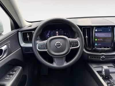 Volvo XC60 B5 Core AWD / Essence (2025) - Foto 12