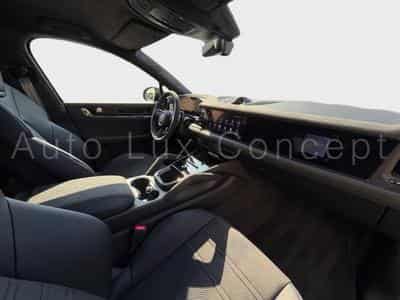 Porsche Cayenne Turbo E-Hybrid Coupé avec Pack GT (2026) - Foto 6