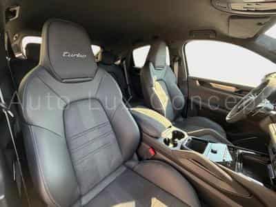 Porsche Cayenne Turbo E-Hybrid Coupé avec Pack GT (2026) - Foto 7