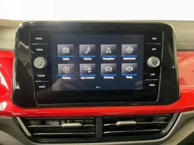 VW T-Roc R-Line+DSG+LED+BEATS+BlackStyle+keyless (2023) - Photo 13