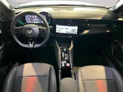 Alfa-Romeo Junior Junior 1.2 Ibrida 145 (2025) - Photo 7
