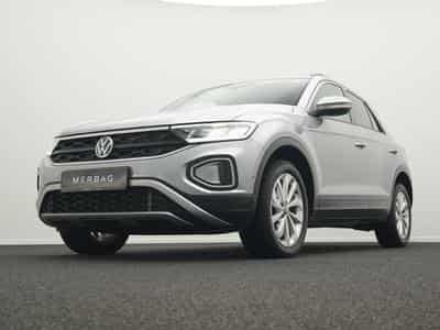 VW T-Roc 1.5 TSI Life OPF (2024) - Photo 10