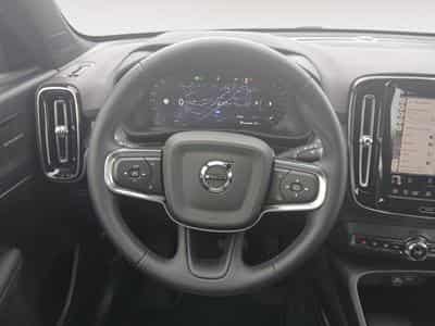 Volvo XC40 B3 Plus Dark / Essence (2025) - Photo 12