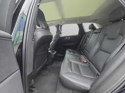 Volvo XC60 B4 Inscription / Essence (2022) - Photo 13