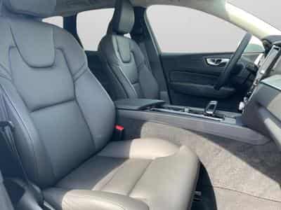 Volvo XC60 B4 Plus Bright / Essence (2023) - Photo 14