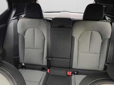 Volvo XC40 B3 Core Mild Hibryd (2025) - Photo 13