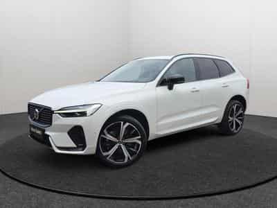 Volvo XC60 B5 AWD Ultra Dark / Essence (2025) - Photo 1