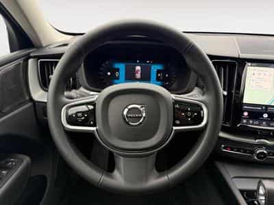 Volvo XC60 B5 AWD Ultra Dark / Essence (2025) - Photo 12