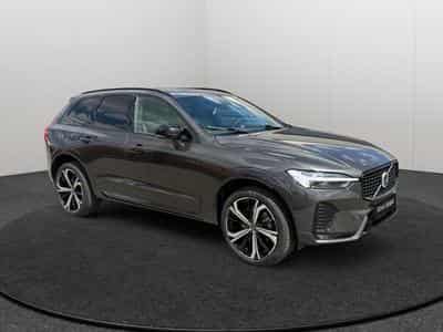 Volvo XC60 B5 AWD Ultra Dark / Essence (2025) - Photo 8