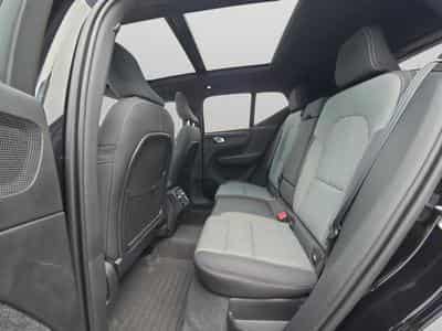 Volvo XC40 Plus (2023) - Photo 13