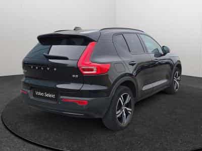 Volvo XC40 Plus (2023) - Photo 2