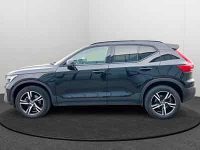Volvo XC40 Plus (2023) - Photo 4