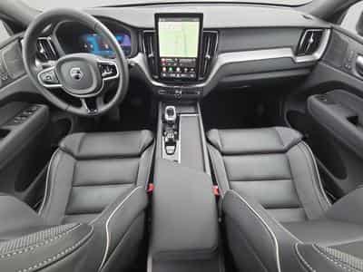 Volvo XC60 FACELIFT B5 AWD Black Edition Plus 2026 / Essence (2025) - Photo 10