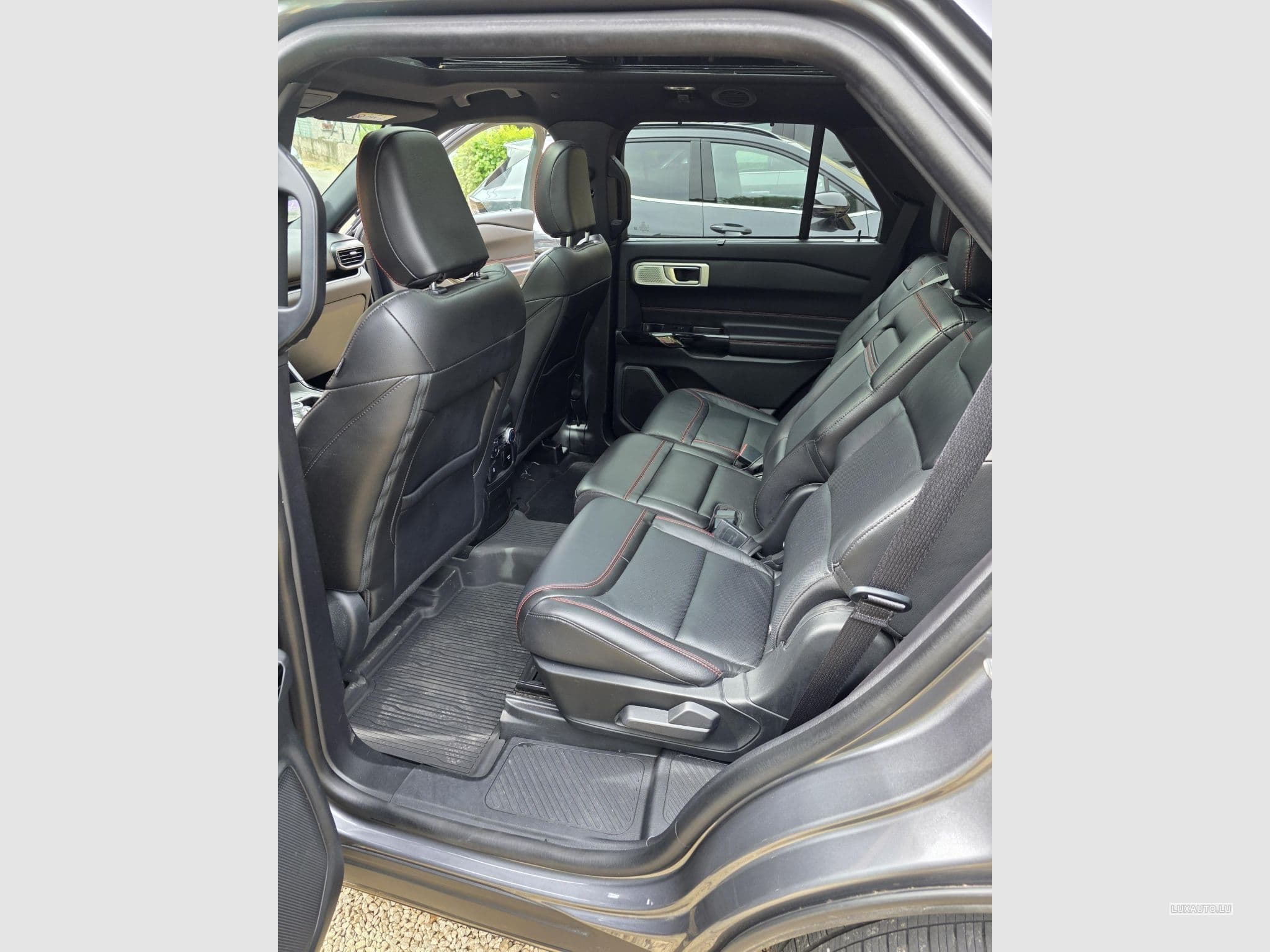 Ford Explorer St line (2022) - Foto 10