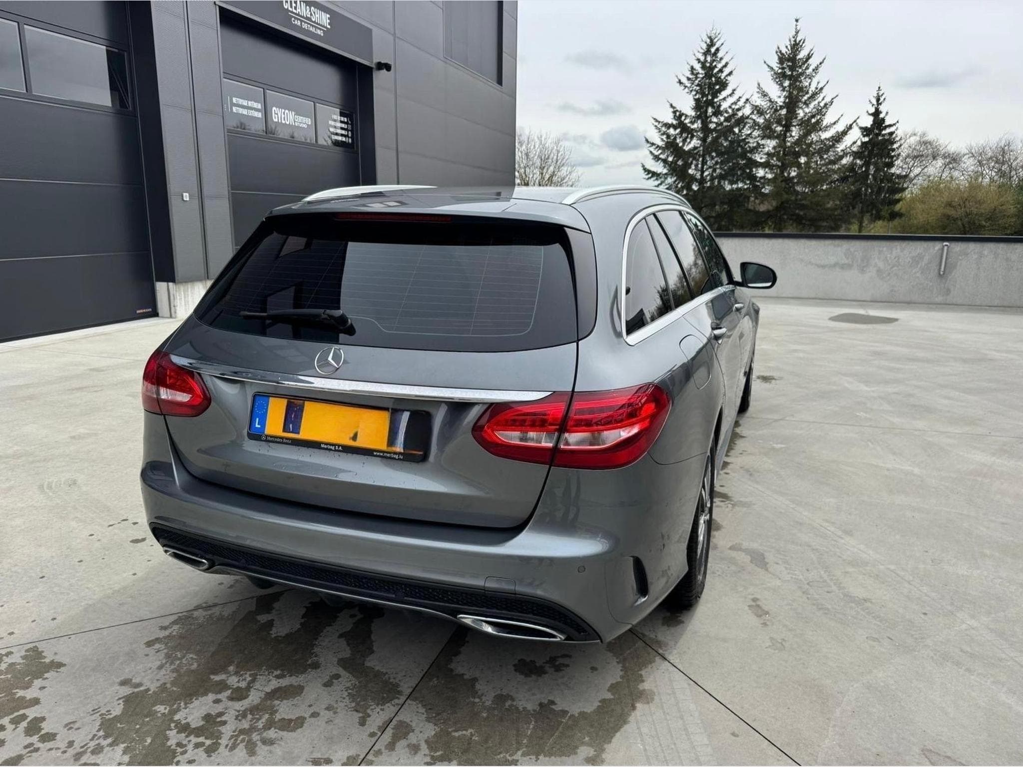 Mercedes C 200 Kit AMG intérieur / extérieur (2016) - Foto 3