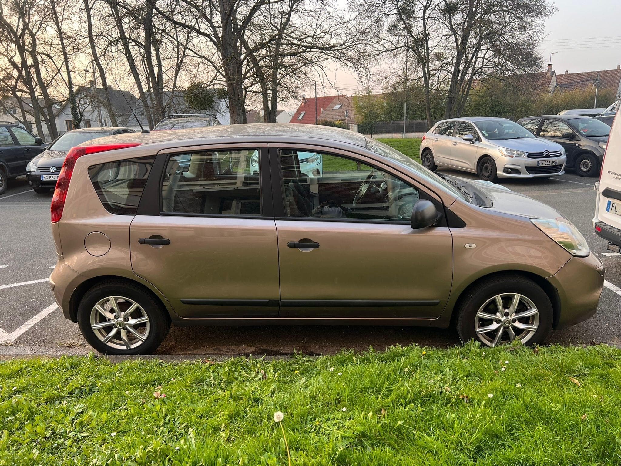 Nissan Note PURE DRIVE (2011) - Foto 3