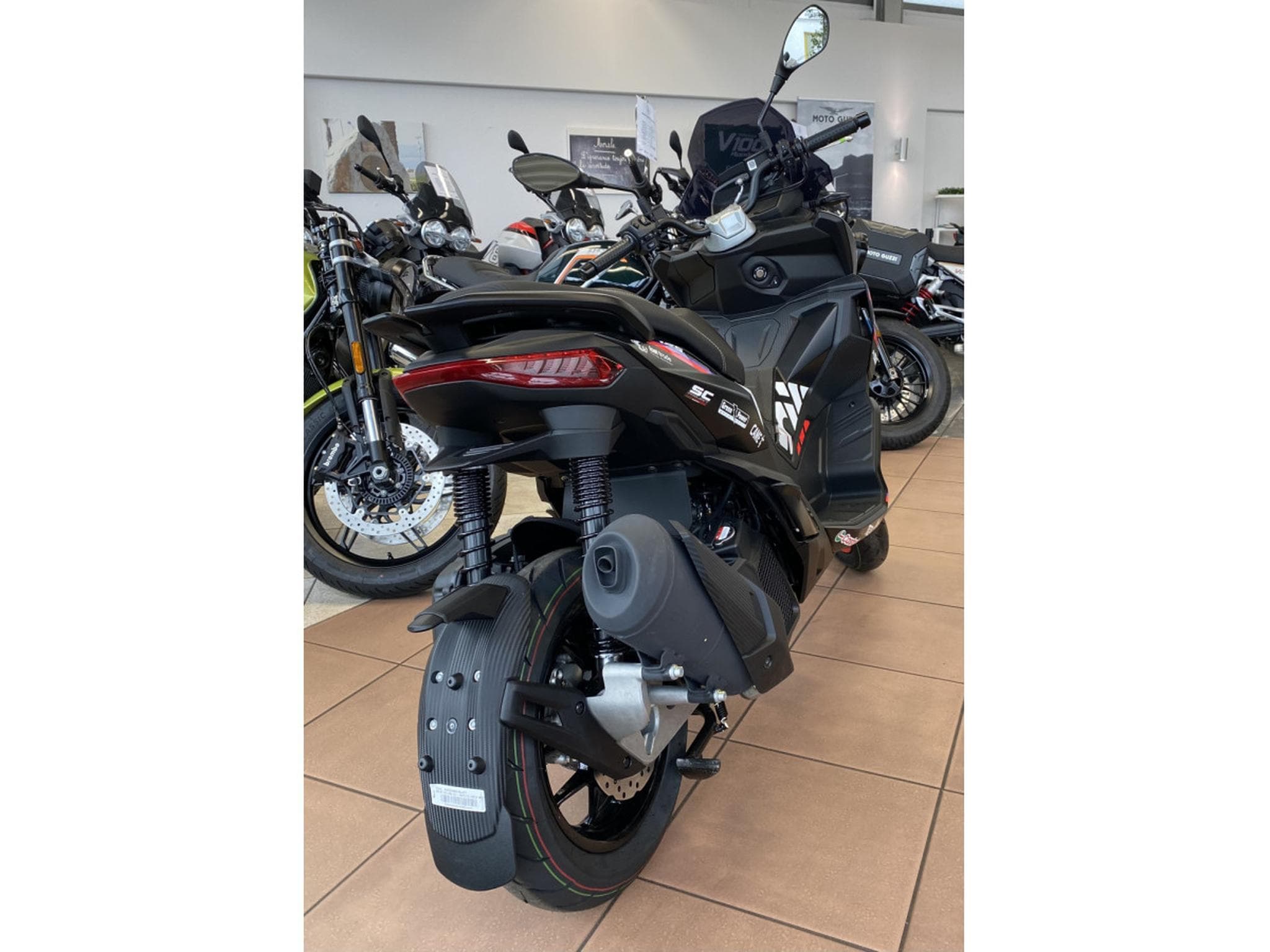 Aprilia SR SR GT Replica (2026) - Foto 4