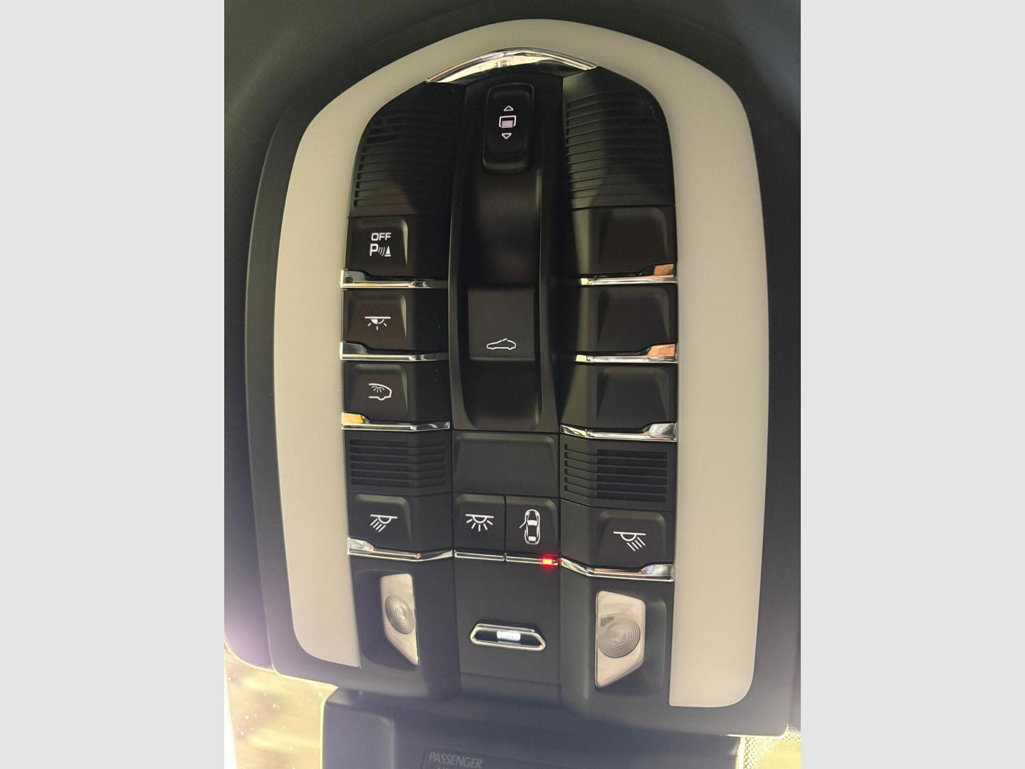 Porsche Macan 265cv (2023) - Photo 15