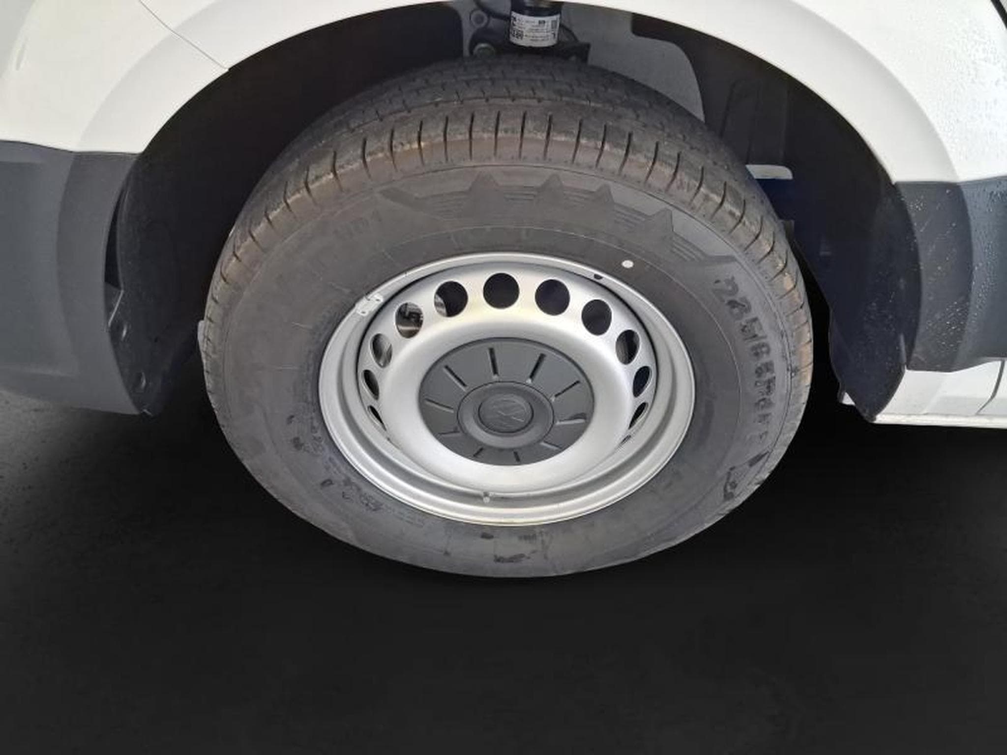 VW Crafter 35 L3H2 (2025) - Foto 21