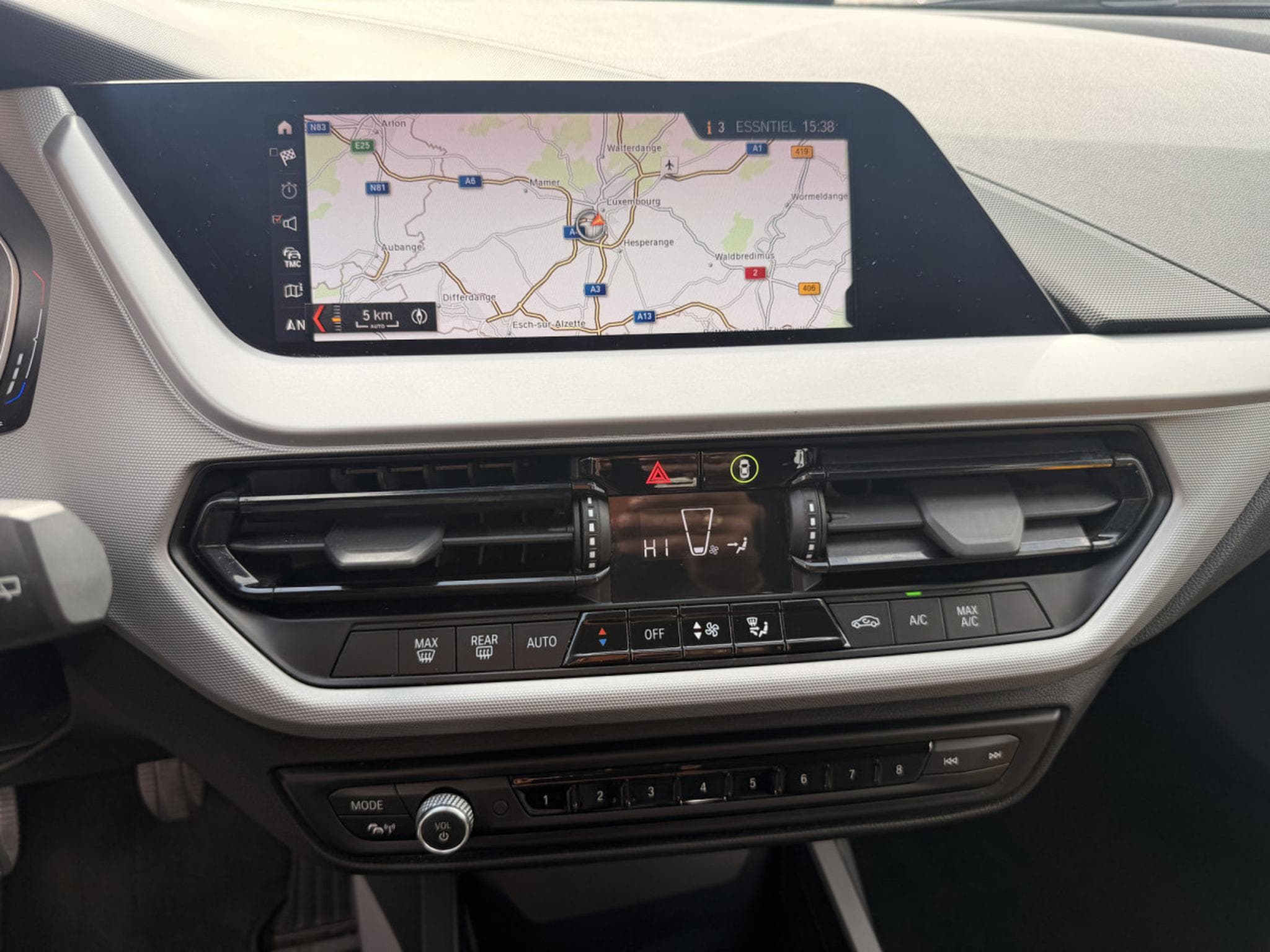 BMW 116 d 116 Urban (2019) - Foto 15